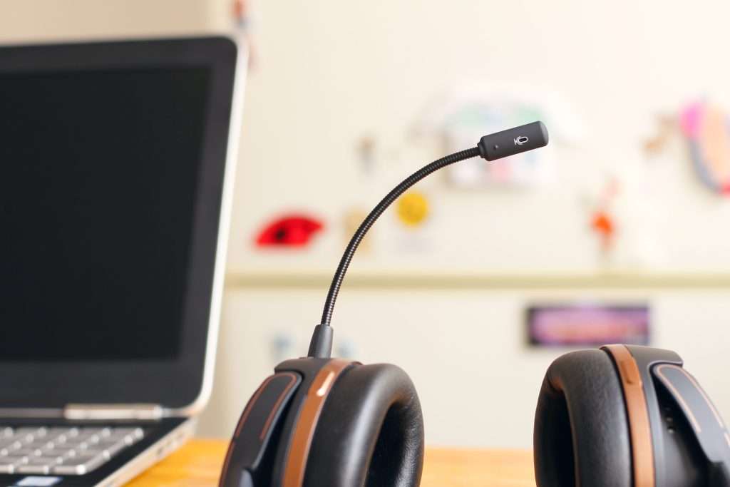 Computer and computer headset with bendy microphone, often incorporated with CRM for customer service